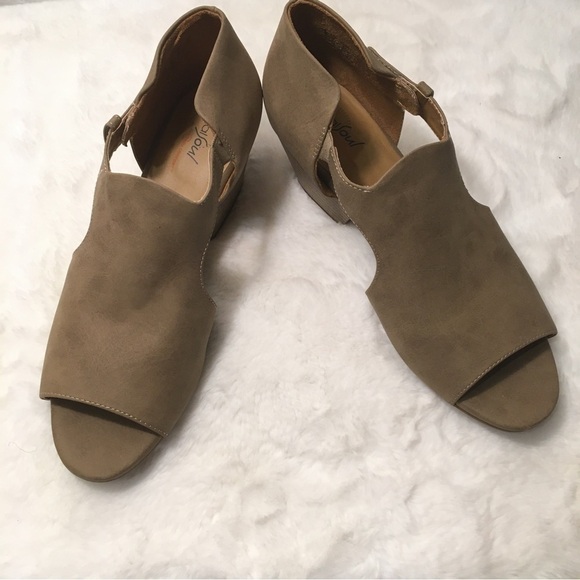 Natural Soul Daya Taupe Open Toe Booties Suede Block Heel Size 11M SB-M - Picture 4 of 9